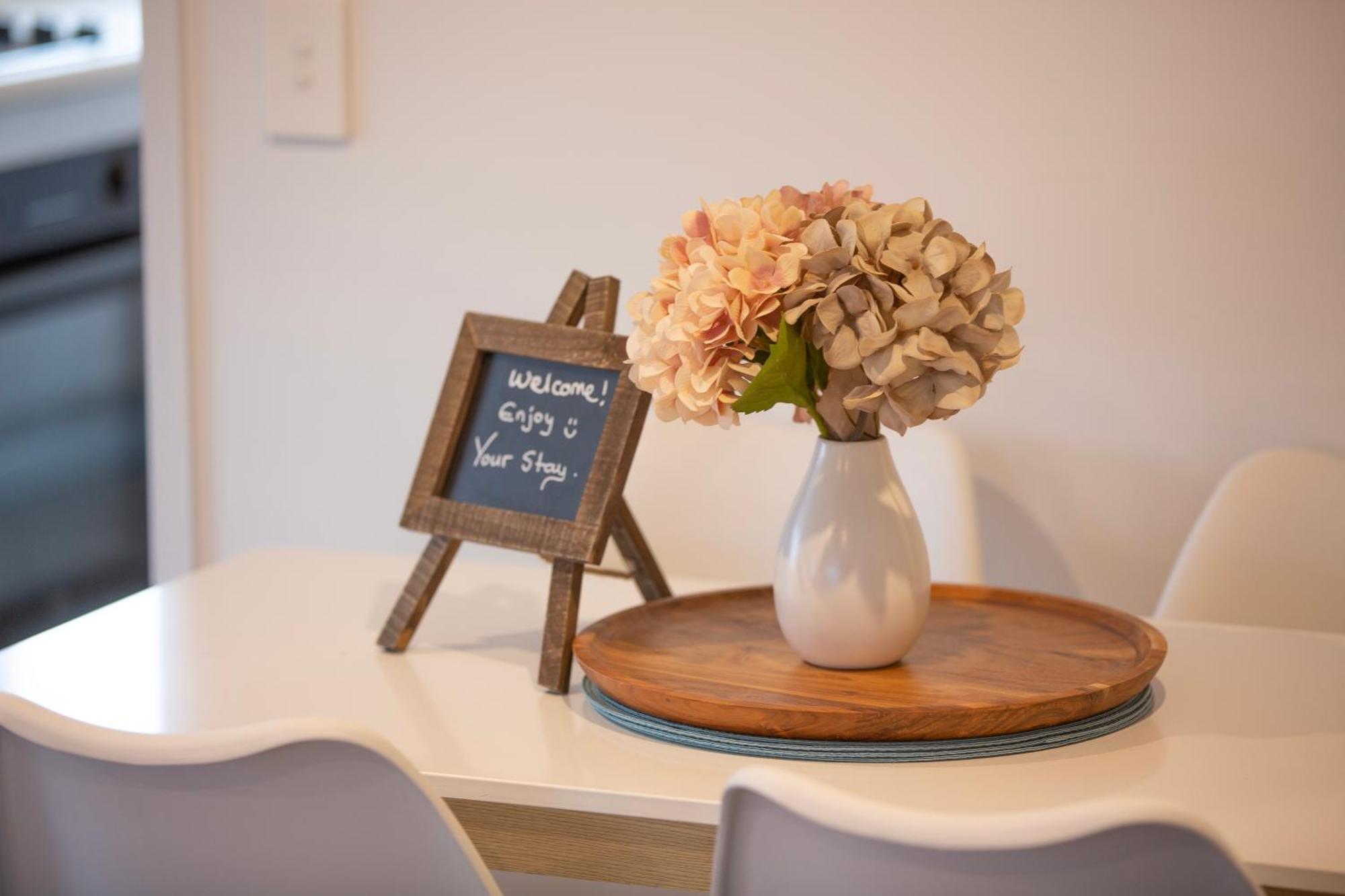 Stylish City Apartment On Bealey ไครสต์เชิร์ช ภายนอก รูปภาพ